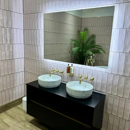 Secret Garden House - 7 Bed Manor House With Hot Tub And Magical Walled Gardens Semesterbostad