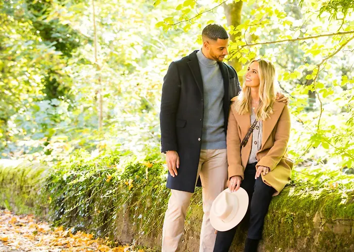 Holiday home Secret Garden House - 7 Bed Manor House With Hot Tub And Magical Walled Gardens *