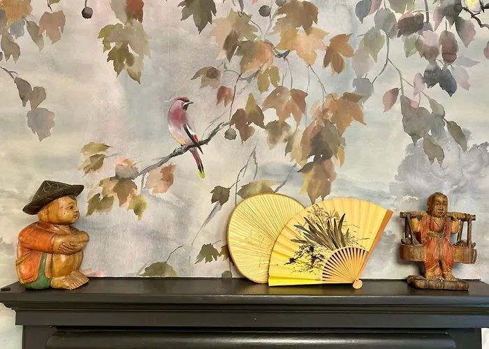 Holiday home Secret Garden House - 7 Bed Manor House With Hot Tub And Magical Walled Gardens