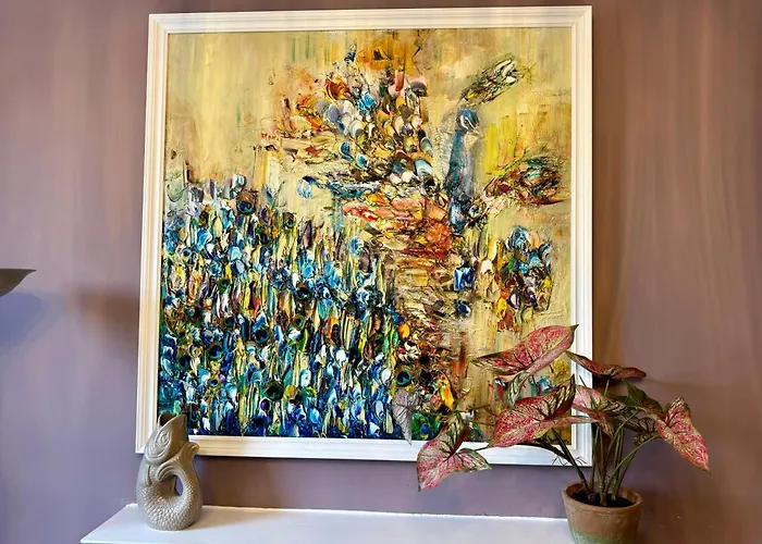 Secret Garden House - 7 Bed Manor House With Hot Tub And Magical Walled Gardens Holiday home *